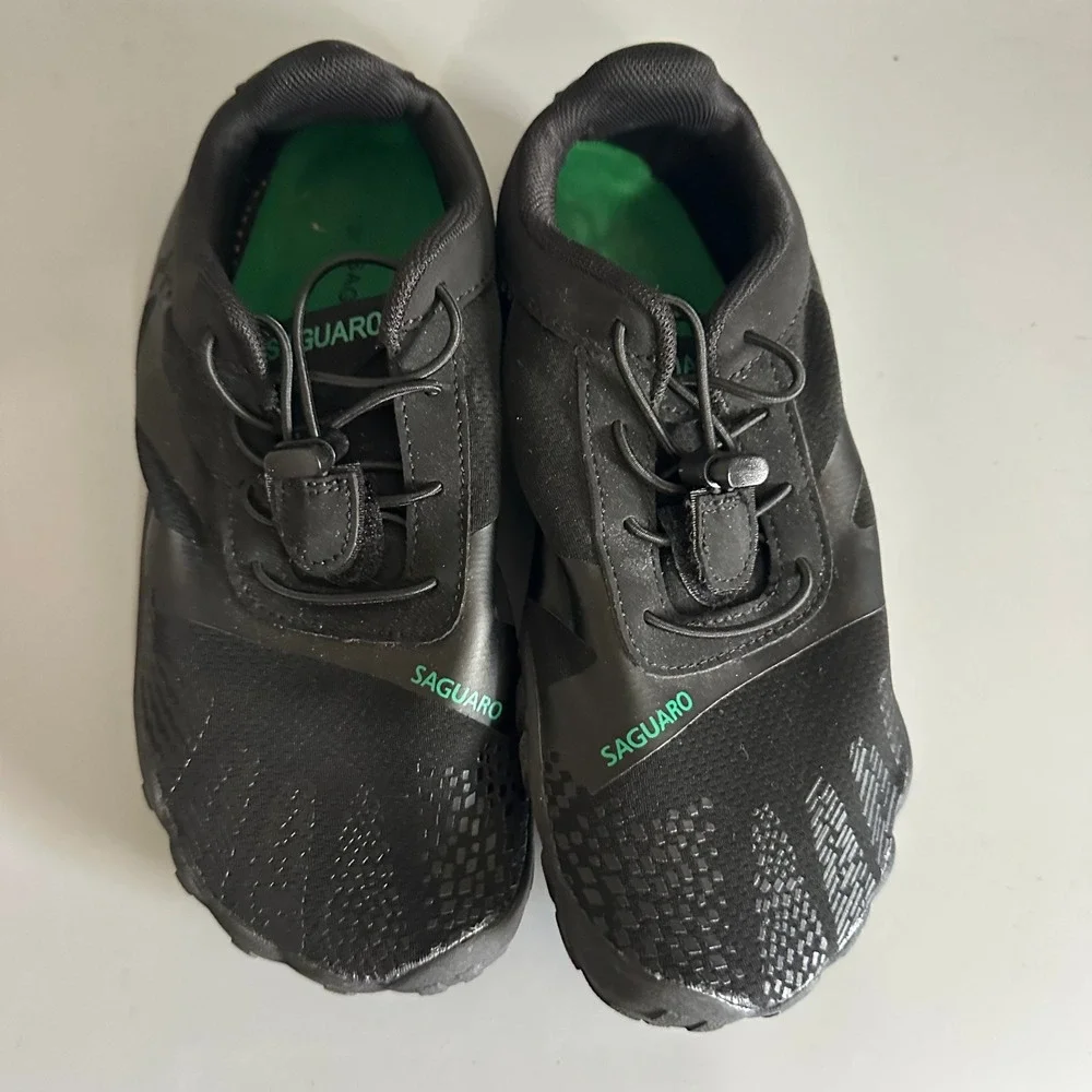 Saguaro Barefoot Shoes Womens Size 7 Black Minimalist Trail Running Sneakers